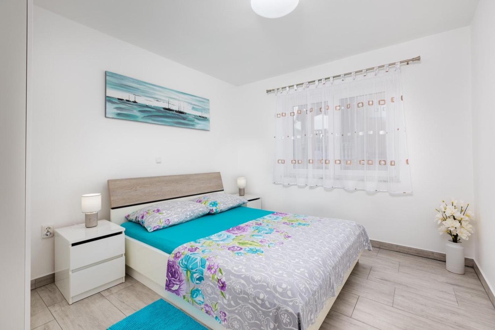 Apartments Tea Малинска Екстериор снимка